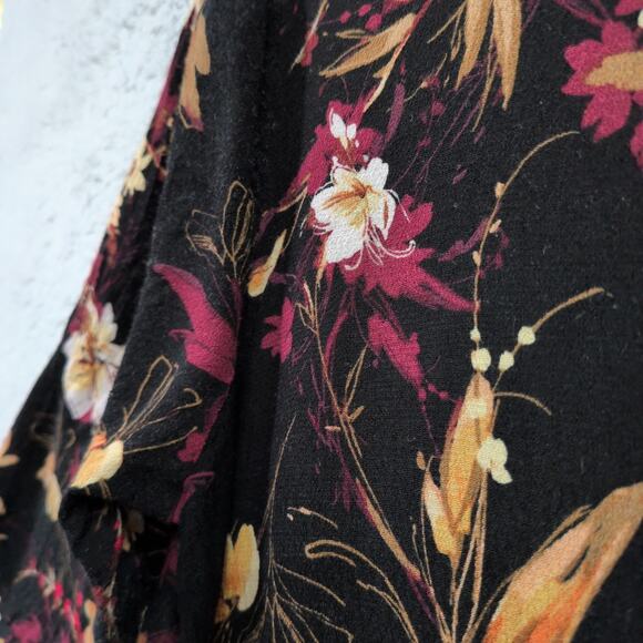 J Jill Top Women's Large Petite LP Black Floral 3/4 Bell Sleeve V Neck Peasant - Picture 10 of 13